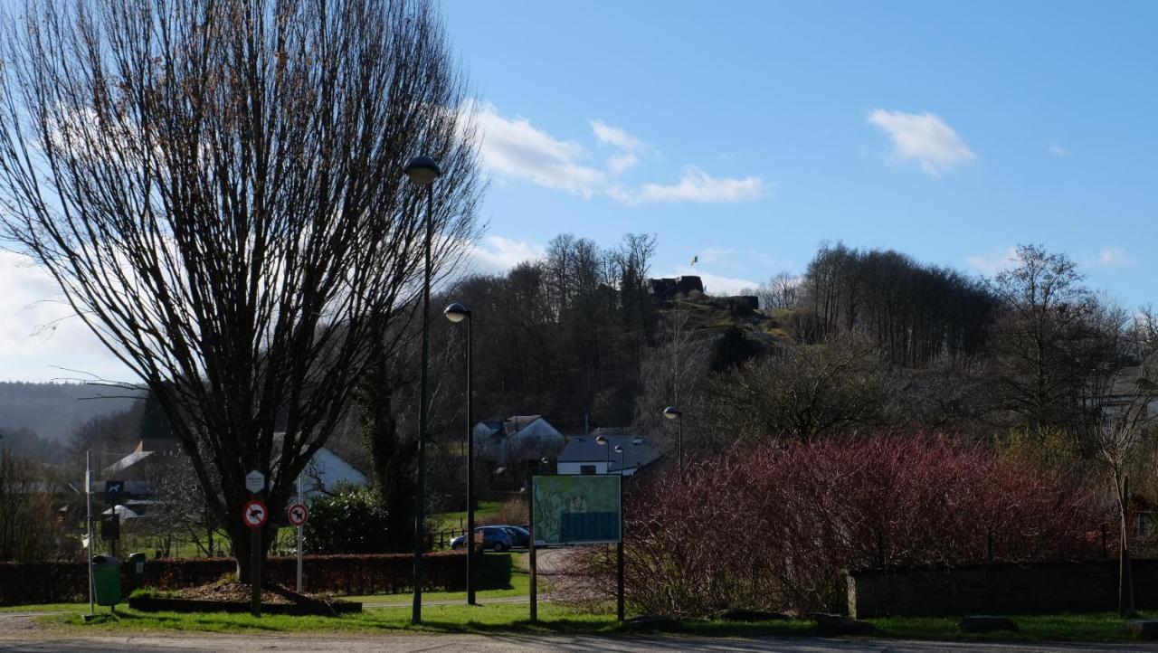 Vila La Taniere Des Loups Herbeumont Exteriér fotografie